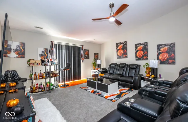 $255,000 | 5819 Jackie Lane, Indianapolis, IN 46221