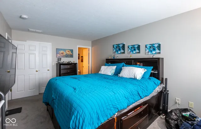 $255,000 | 5819 Jackie Lane, Indianapolis, IN 46221