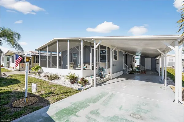 $1,750 | 125 Kim Drive, Unit 125, Naples, FL 34104