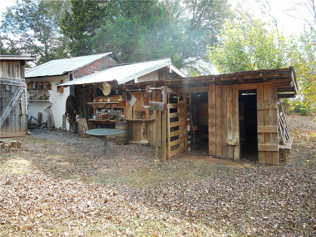 447 Rucker Road Rutherfordton, NC 28139 - Photo 4 of 24