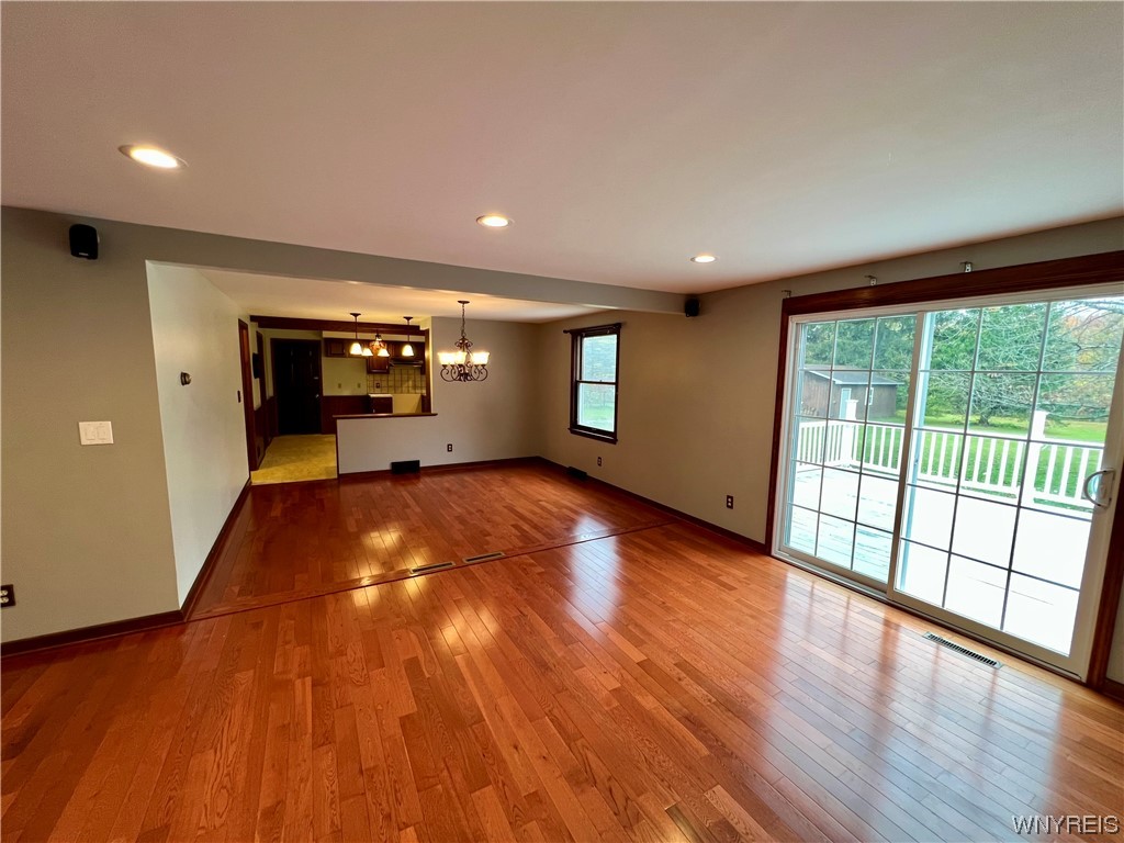 446 Town Line Road Lancaster, NY 14086 - Photo 14 of 47