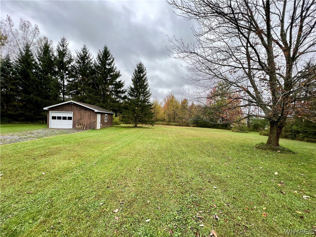 446 Town Line Road Lancaster, NY 14086 - Photo 10 of 47