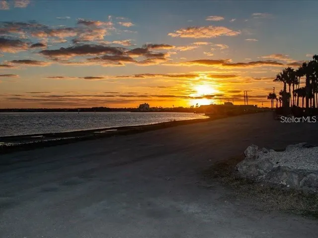 $213,900 | 2119 Elm Street, Unit 103, Dunedin, FL 34698