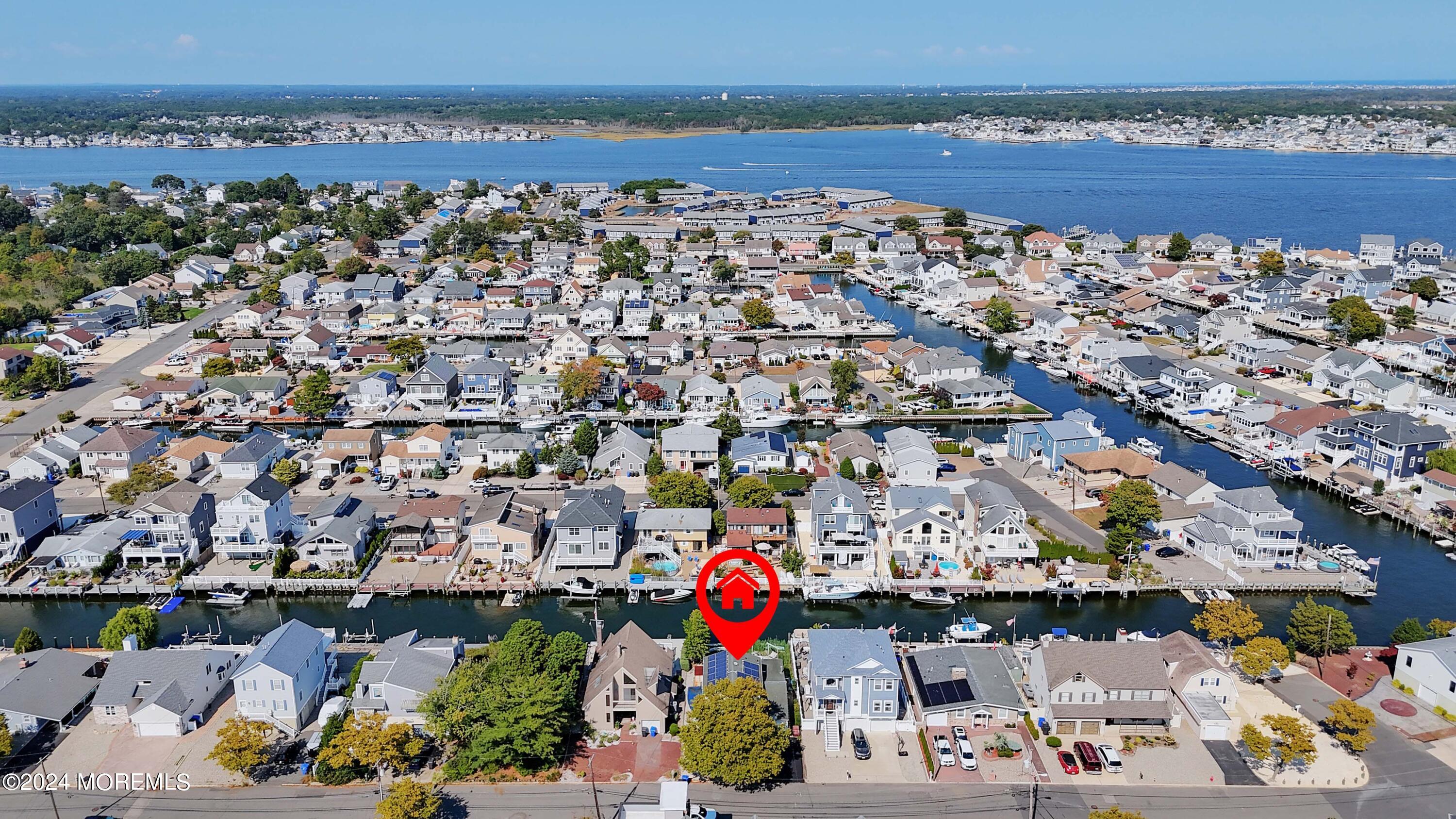 27 Sunrise Way Toms River, NJ 08753 - Photo 8 of 28 DJI_20240914144207_0545_D_6_D_7_D_8_D_9_