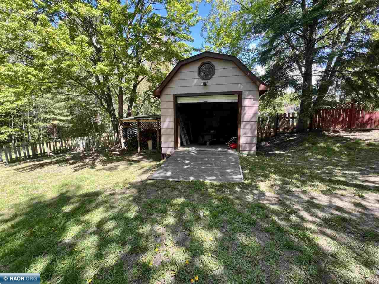 403 13th Avenue West Eveleth, MN 55734 - Photo 28 of 35
