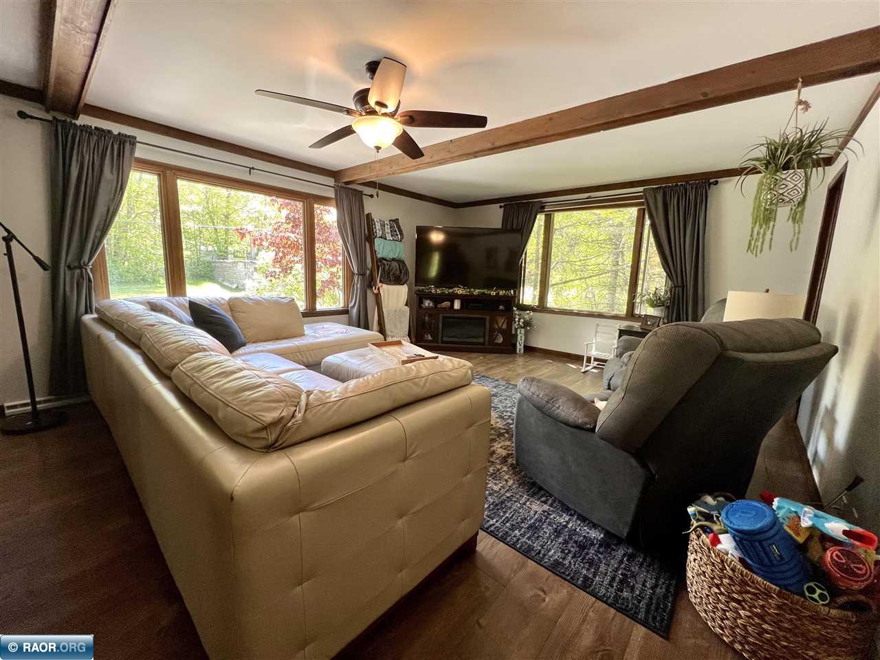 403 13th Avenue West Eveleth, MN 55734 - Photo 9 of 35