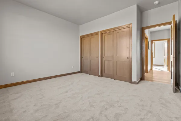 $839,900 | 266 East Sweetwater Way, Appleton, WI 54913