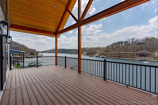 $985,000 | 27882 Waters Edge Lane, Rocky Mount, MO 65072