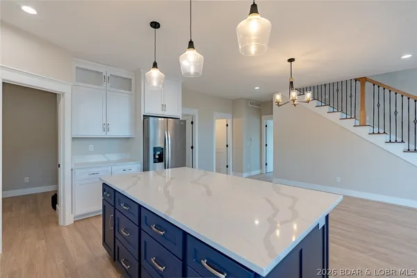 $985,000 | 27882 Waters Edge Lane, Rocky Mount, MO 65072