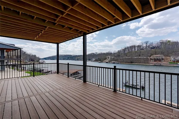 $985,000 | 27882 Waters Edge Lane, Rocky Mount, MO 65072