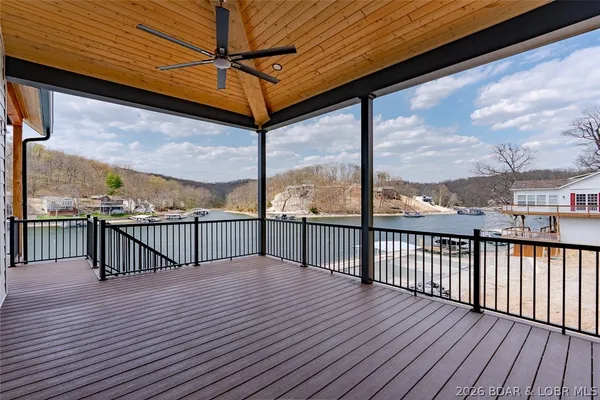 $985,000 | 27882 Waters Edge Lane, Rocky Mount, MO 65072