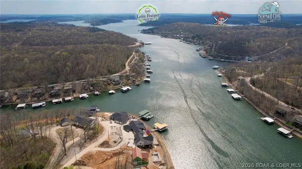 $985,000 | 27882 Waters Edge Lane, Rocky Mount, MO 65072