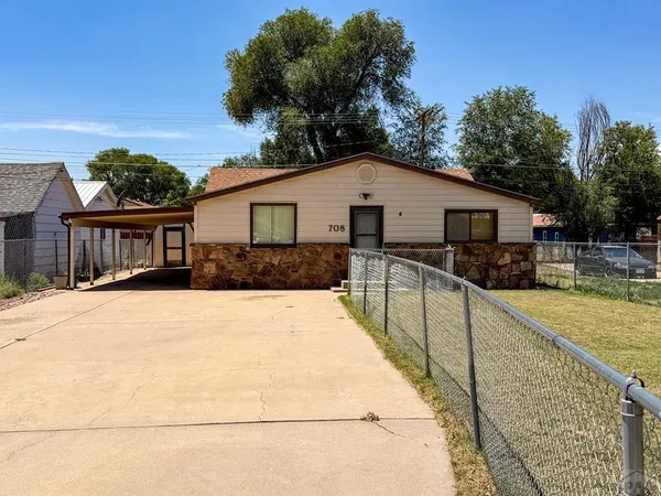 $199,000 | 708 South 2nd Street, Lamar, CO 81052