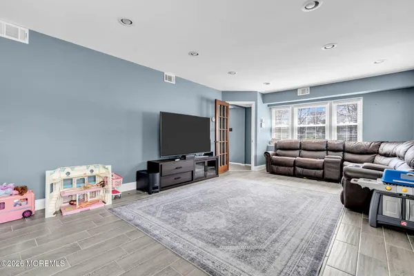 $5,800 | 22 Collingwood Road, Marlboro, NJ 07746