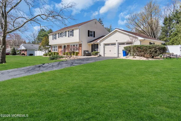 $5,800 | 22 Collingwood Road, Marlboro, NJ 07746