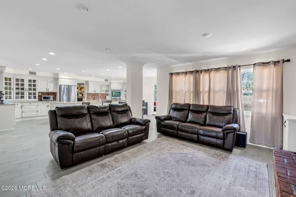 $5,800 | 22 Collingwood Road, Marlboro, NJ 07746