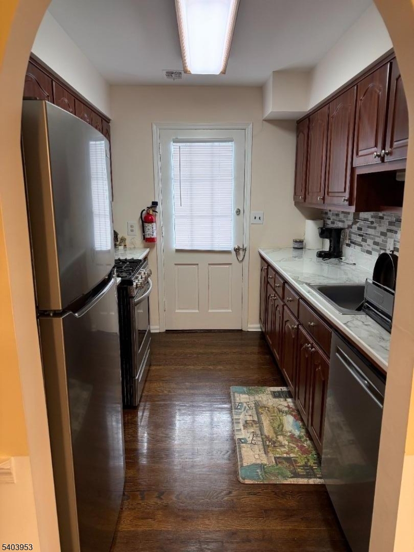 127 Osprey Road Hackettstown, NJ 07840 - Photo 3 of 18