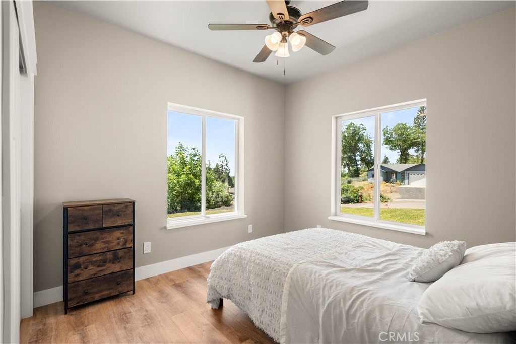 5334 Filbert Street Paradise, CA 95969 - Photo 22 of 30 a bedroom with a bed and a window