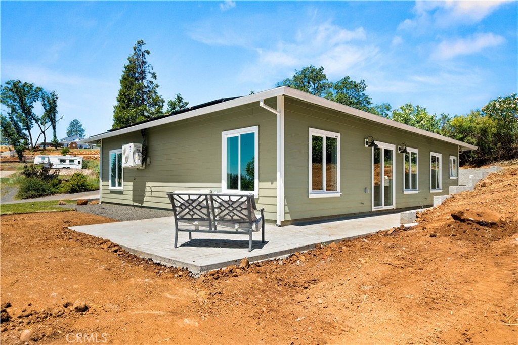 5334 Filbert Street Paradise, CA 95969 - Photo 25 of 30 a front view of a house with garden