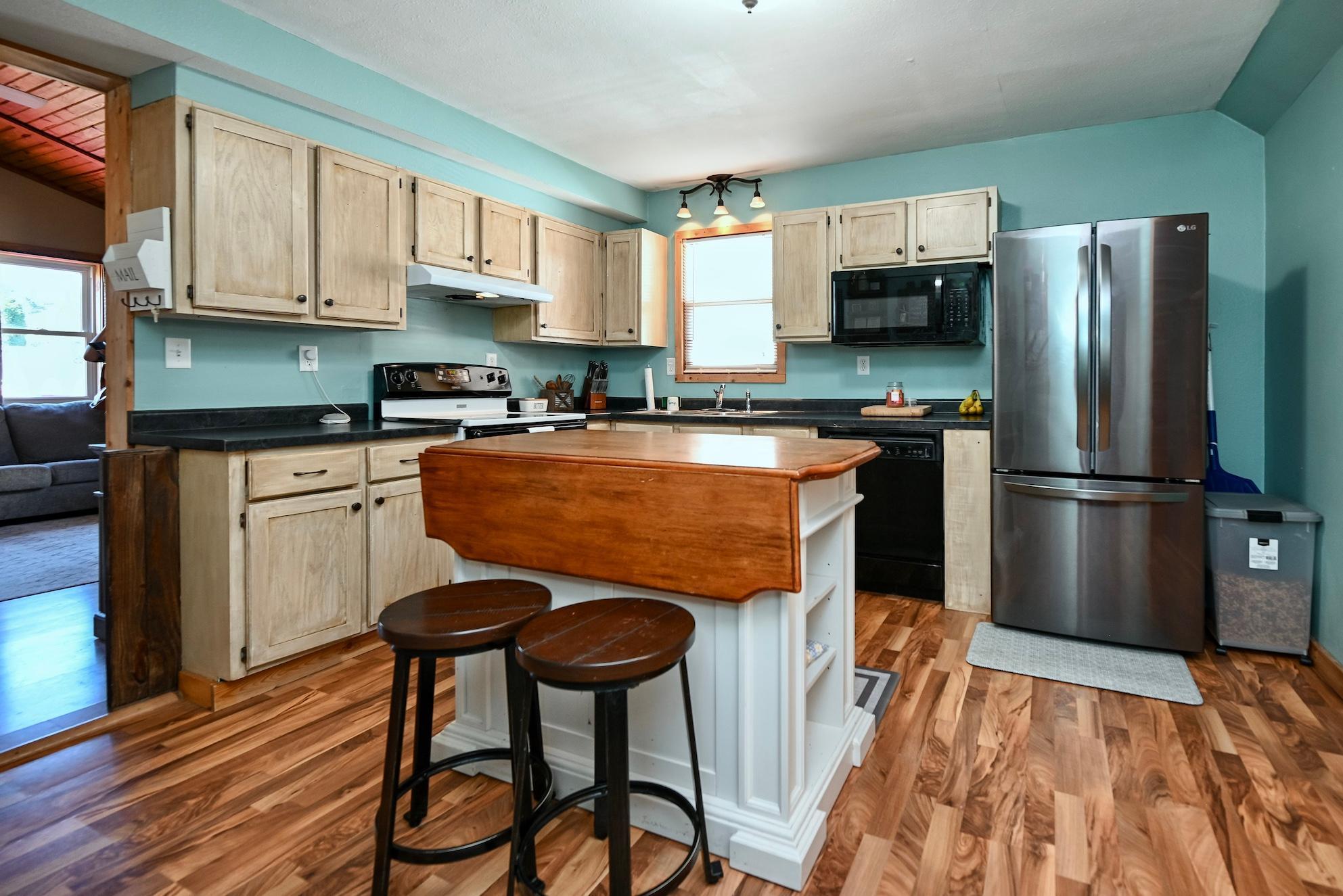 313 South Washington Street Houston, MN 55943 - Photo 12 of 35