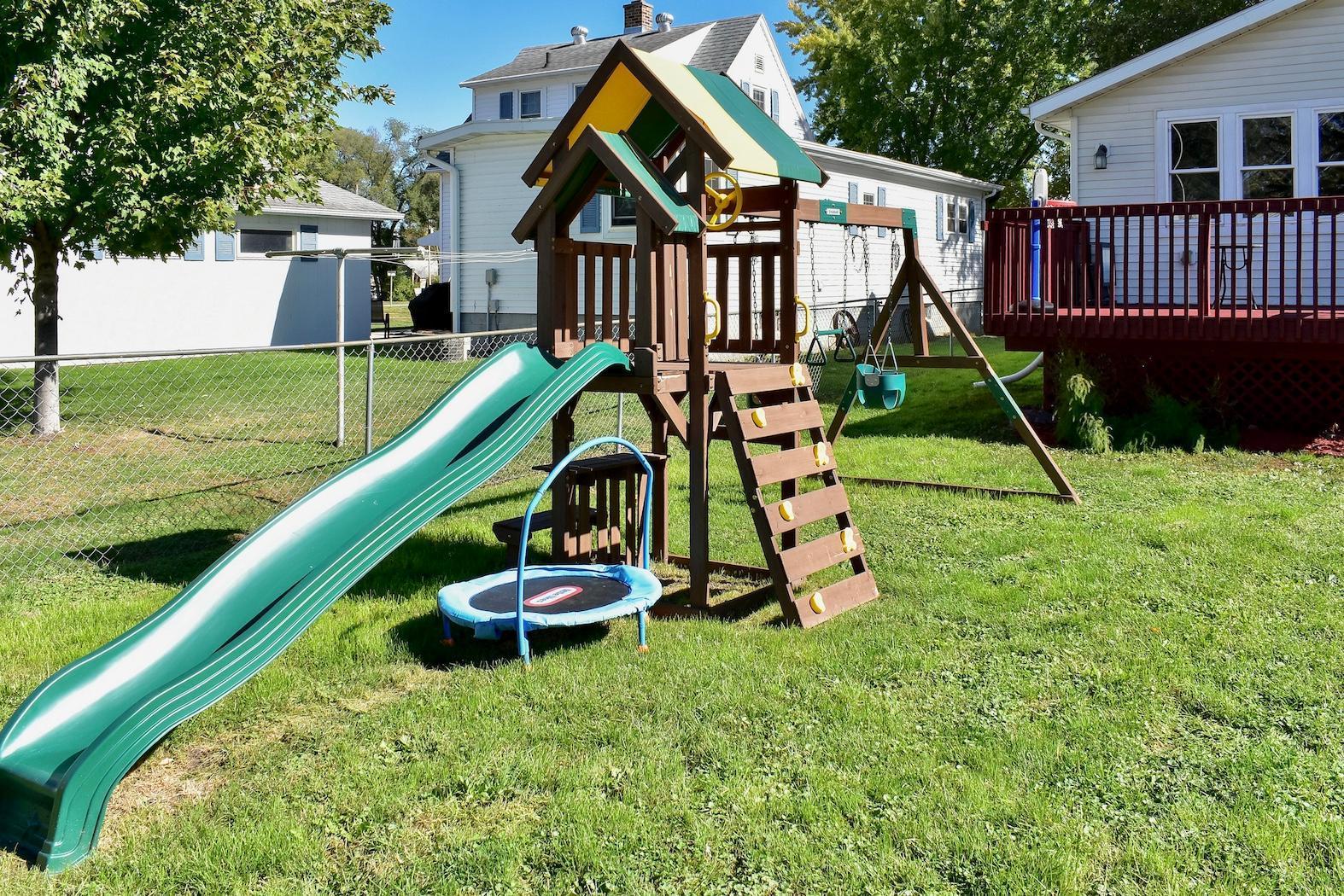 313 South Washington Street Houston, MN 55943 - Photo 32 of 35