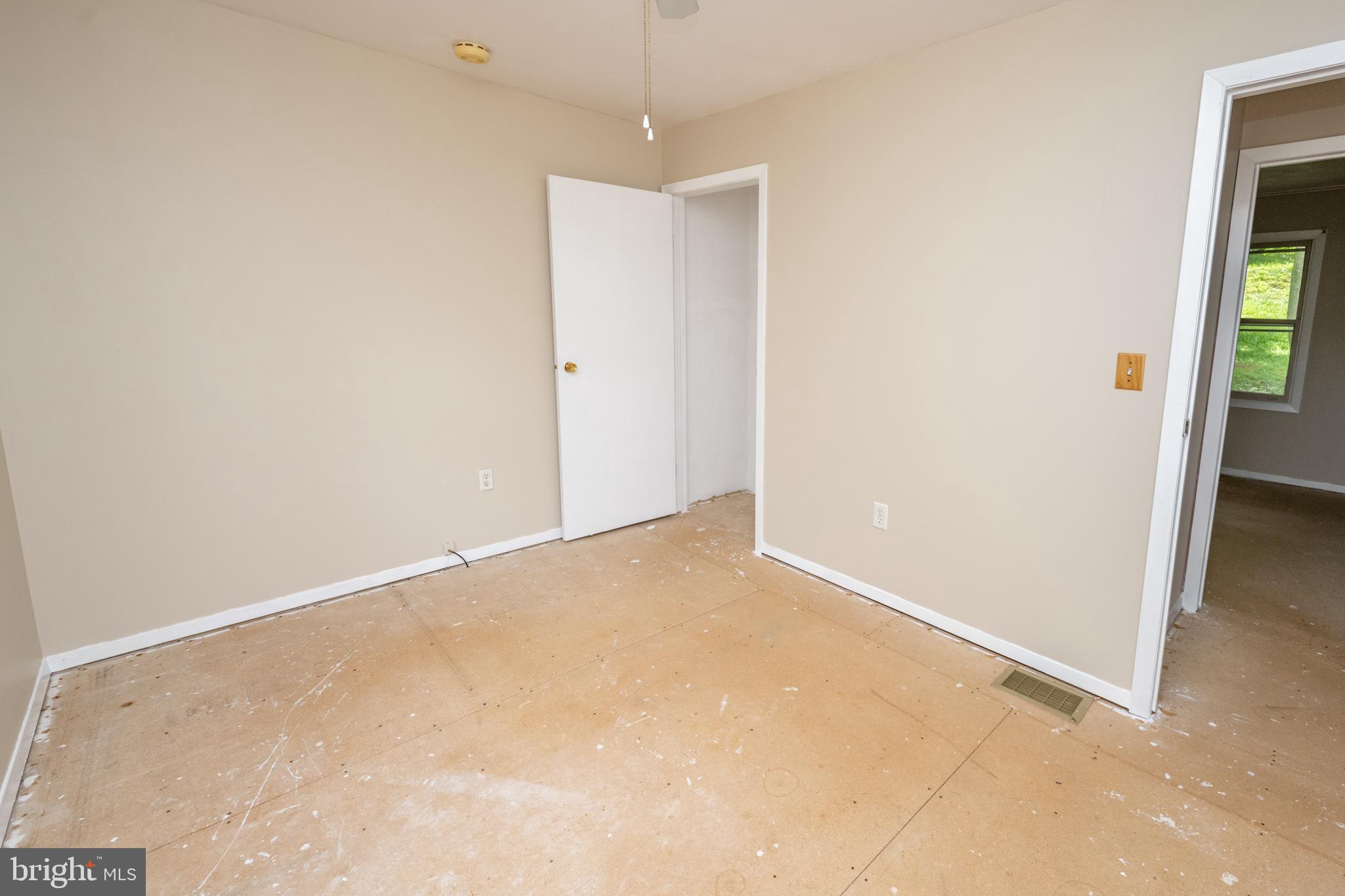 29 Sloan Tract Road Oakland, MD 21550 - Photo 17 of 32 Gallery Image 17