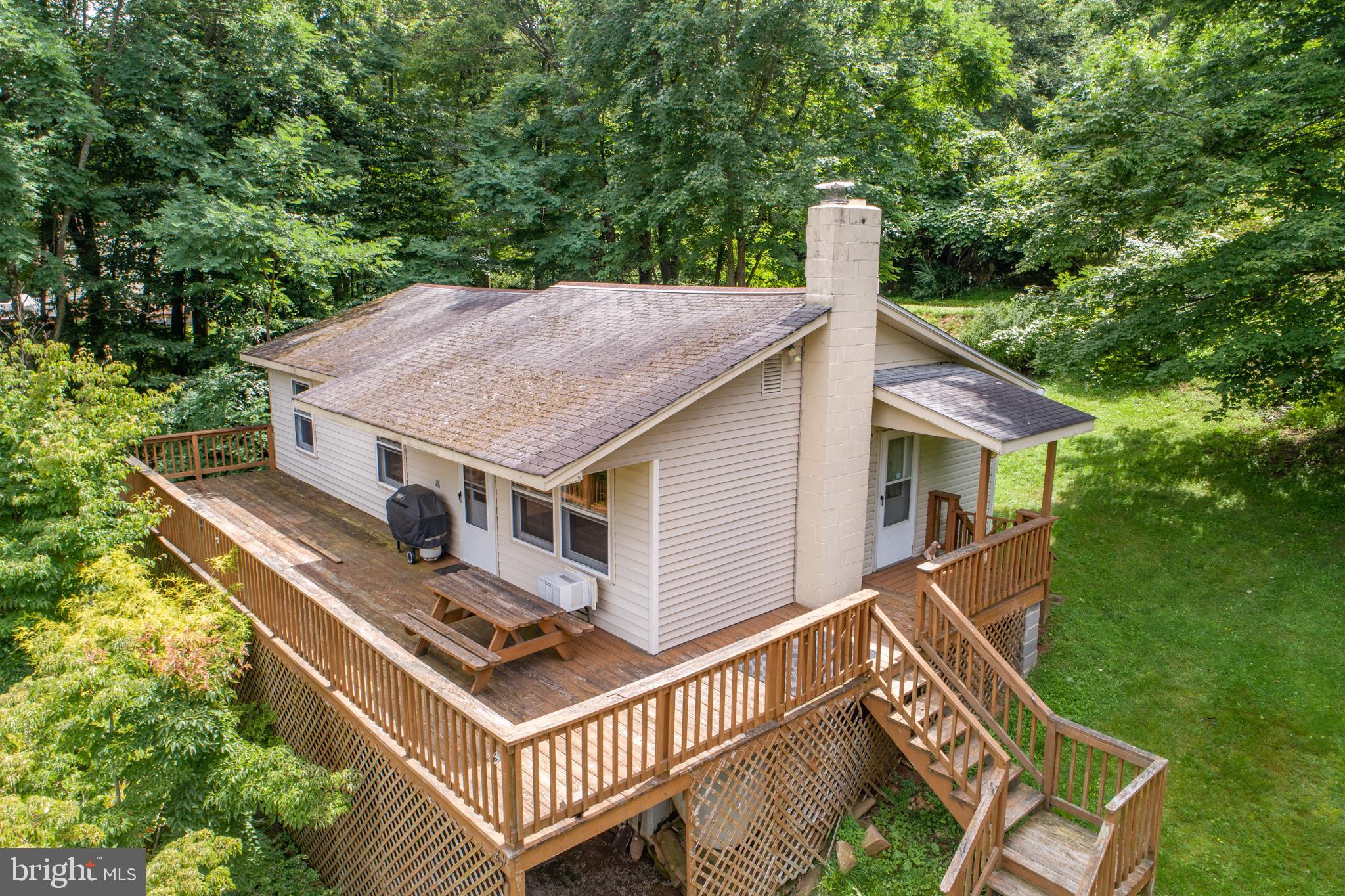 29 Sloan Tract Road Oakland, MD 21550 - Photo 3 of 32 Gallery Image 3