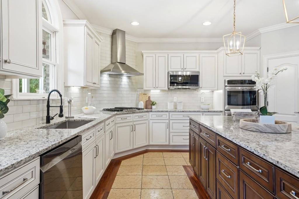 2185 Waldrop Road Marietta, GA 30066 - Photo 23 of 81