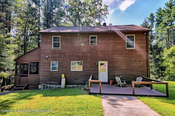 $599,000 | 70 Horseneck Road, Freehold, NY 12431