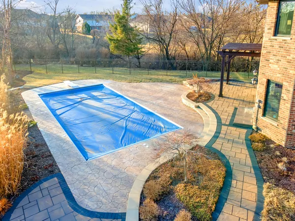 a view of an outdoor space