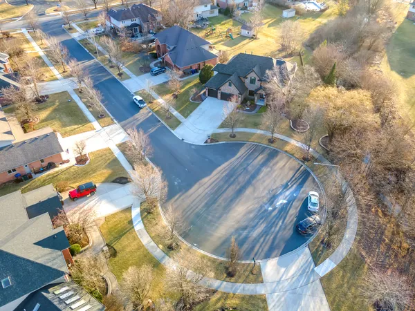 $699,900 | 18758 Chestnut Court, Mokena, IL 60448