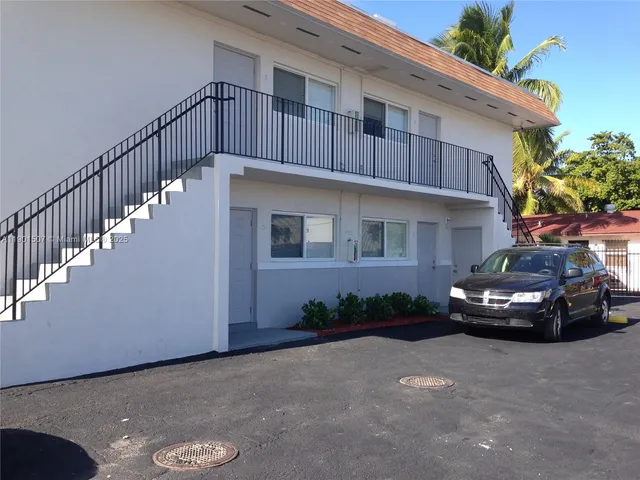 $1,800 | 7501 Northeast 2nd Court, Unit 7, Miami, FL 33138