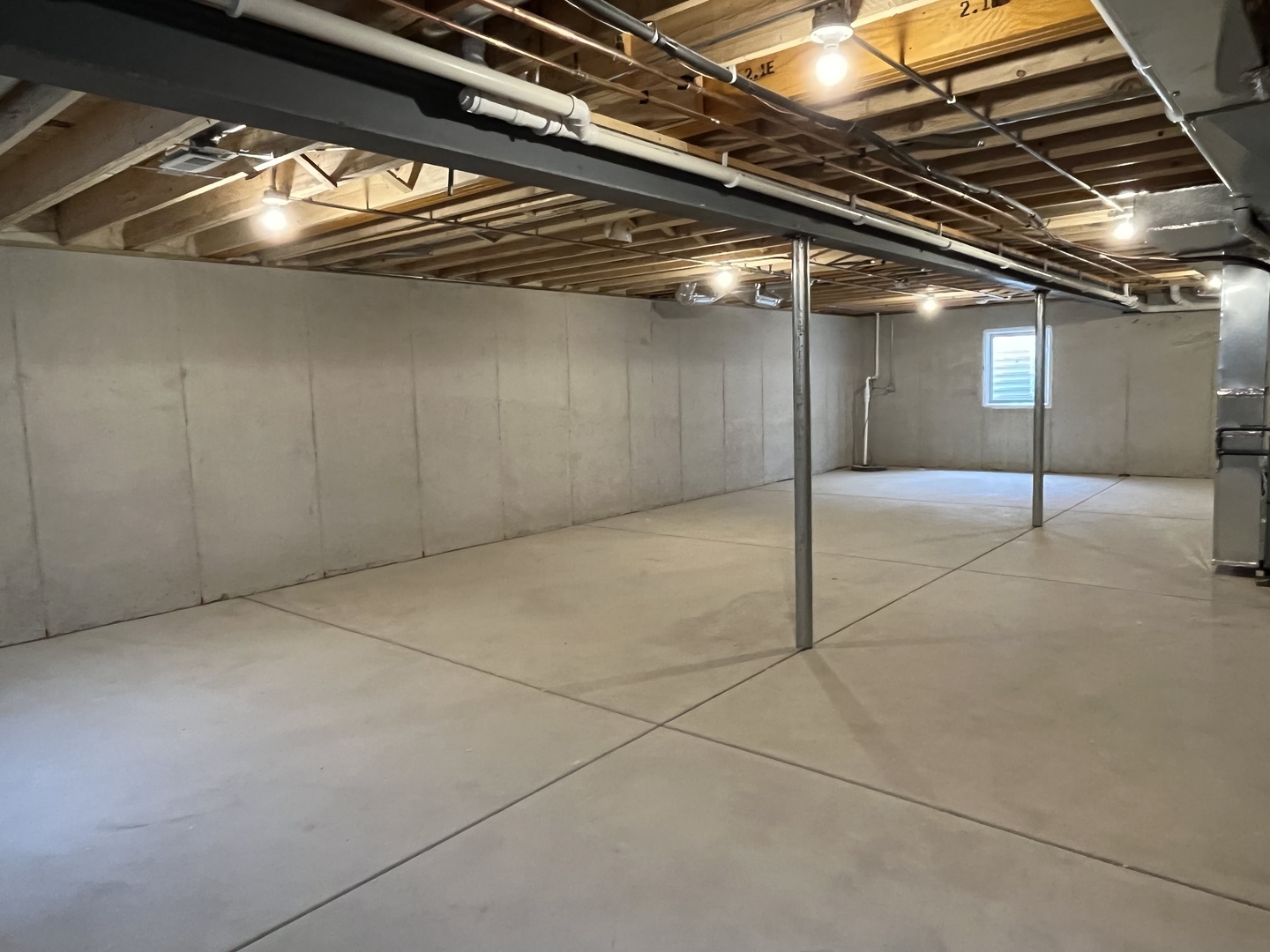 612 Stone Mill Drive Bourbonnais, IL 60914 - Photo 7 of 8 a view of an empty room