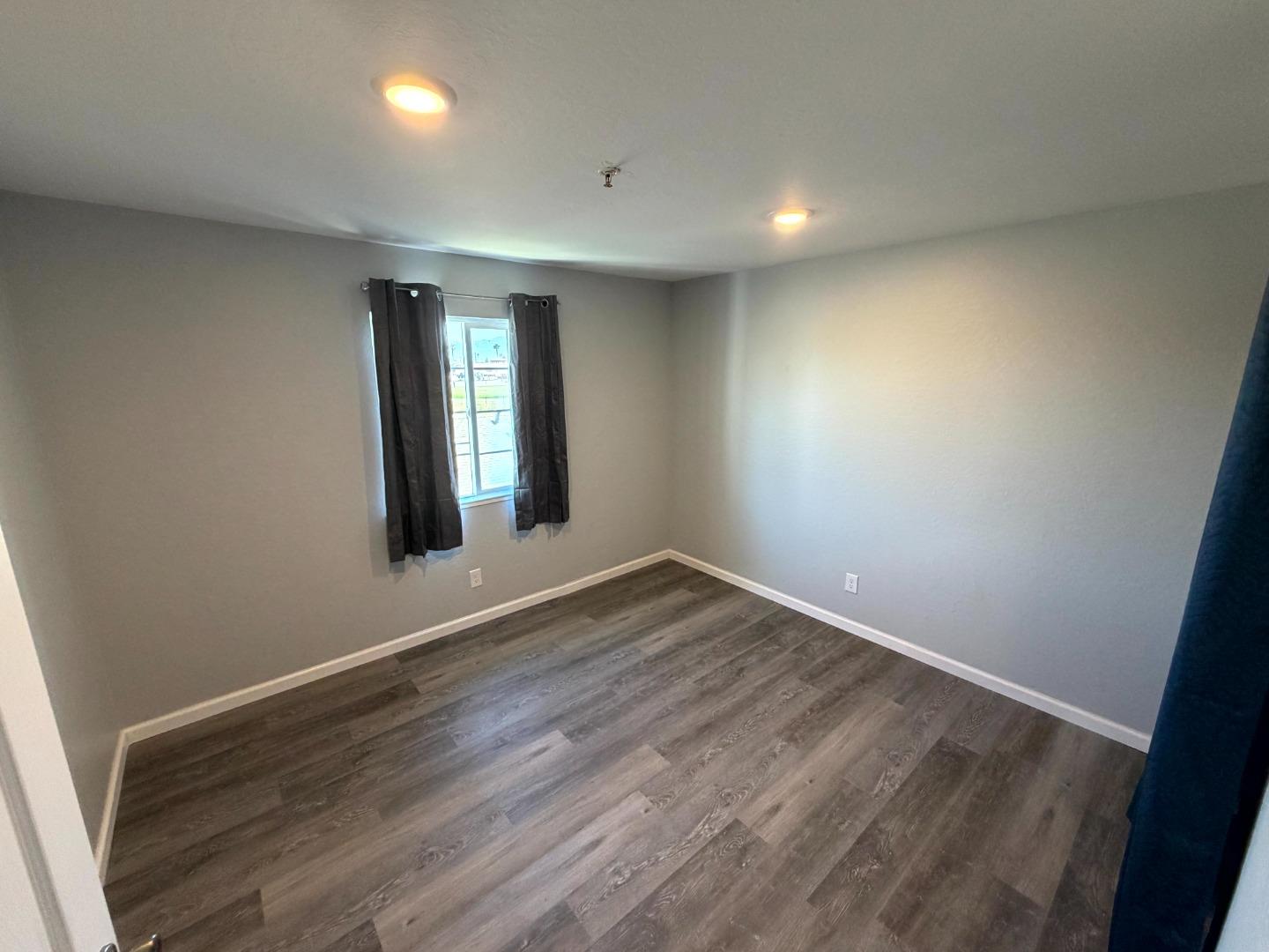 890 Rider Avenue, Unit E Salinas, CA 93905 - Photo 7 of 18