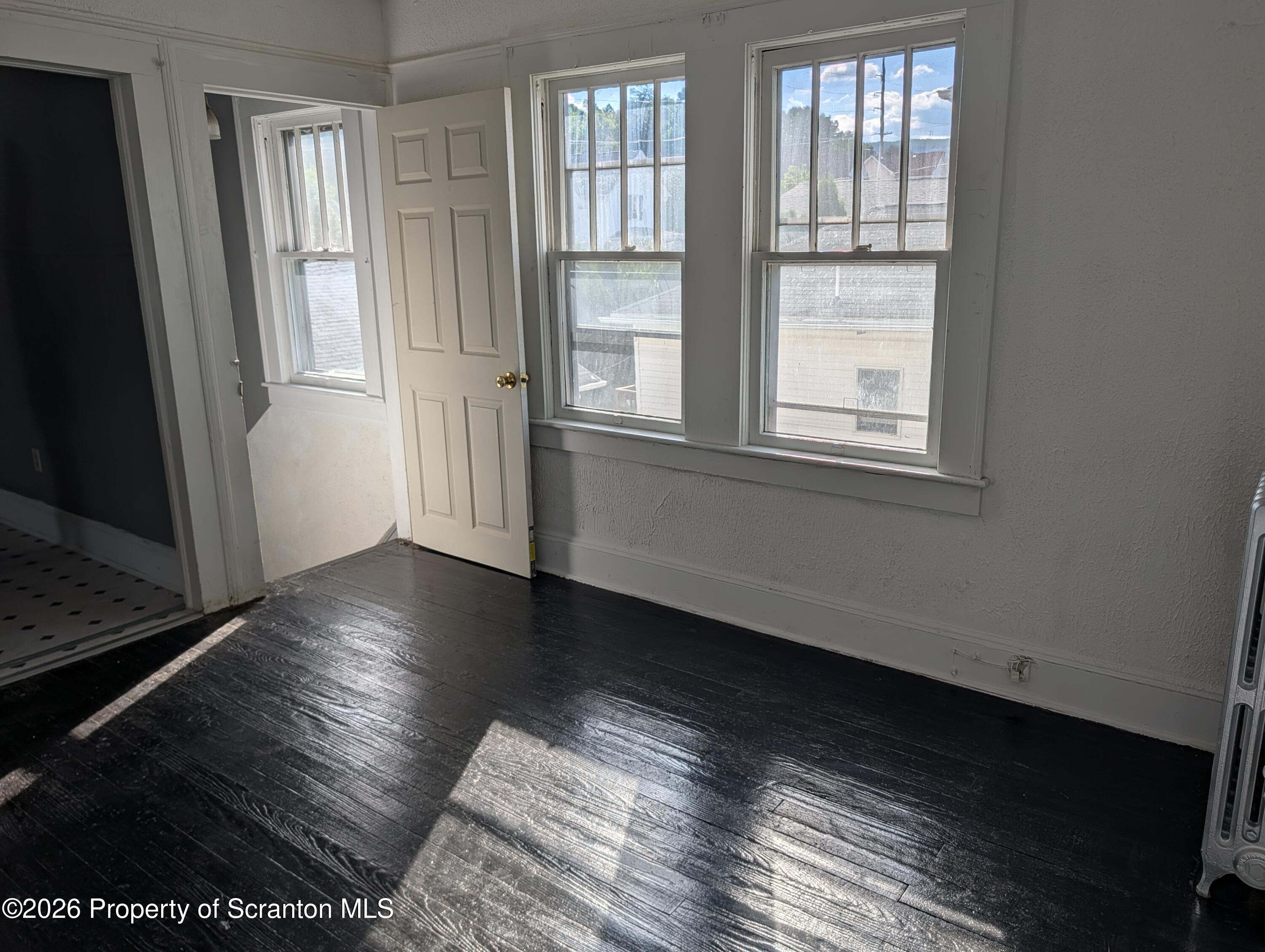 1733 Bundy Street, Unit 2 Scranton, PA 18508 - Photo 5 of 14 11534