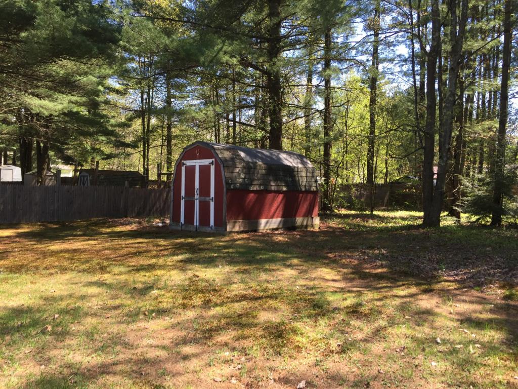 69 Hobbs Road Milton, VT 05468 - Photo 4 of 28 Gallery Image 4