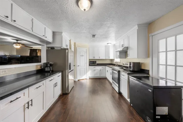 $355,000 | 12711 33rd Street, Santa Fe, TX 77510