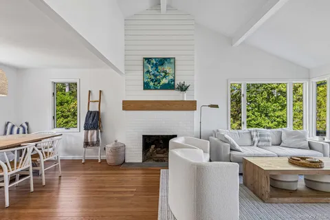 $2,795,000 | 580 Broadwaters Road, Cutchogue, NY 11935
