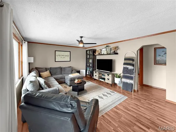 $185,000 | 624 West New Street, Palmyra, MO 63461