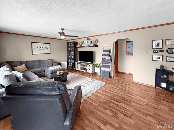 $185,000 | 624 West New Street, Palmyra, MO 63461