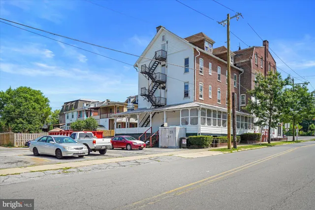 $2,850,000 | 5 East Penn Avenue, Wernersville, PA 19565