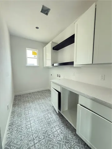 $589,900 | 3245 Hunters Crossing, Bryan, TX 77808