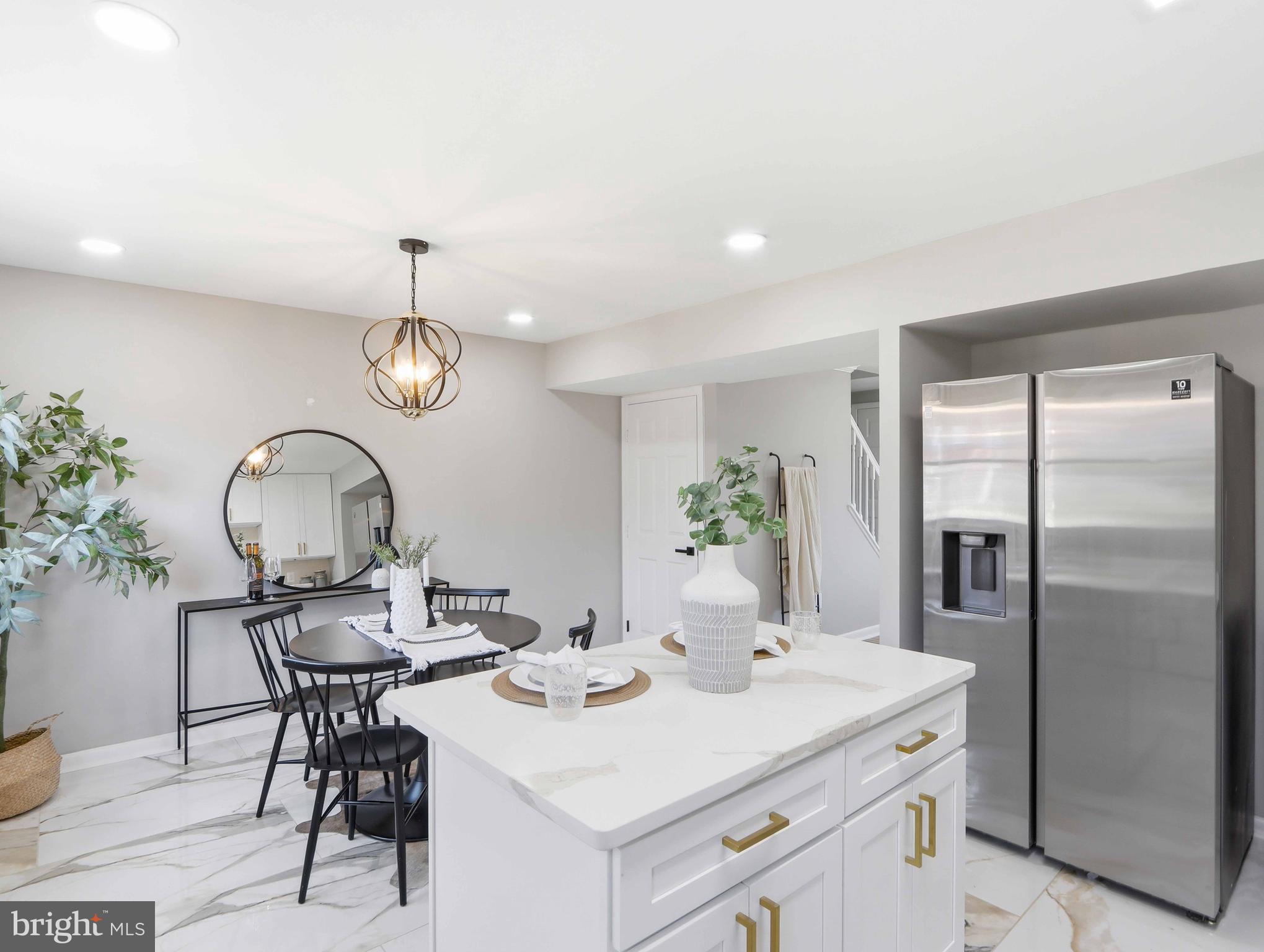 642 Queensgate Road Baltimore, MD 21229 - Photo 12 of 28 Gallery Image 12