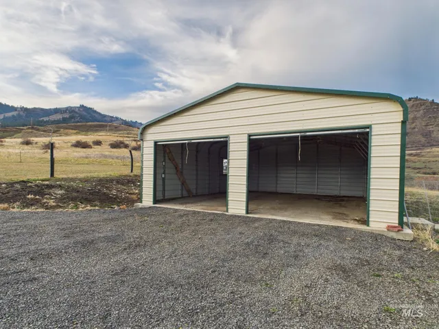 $649,000 | 190 Mdw Vw Lane, White Bird, ID 83554