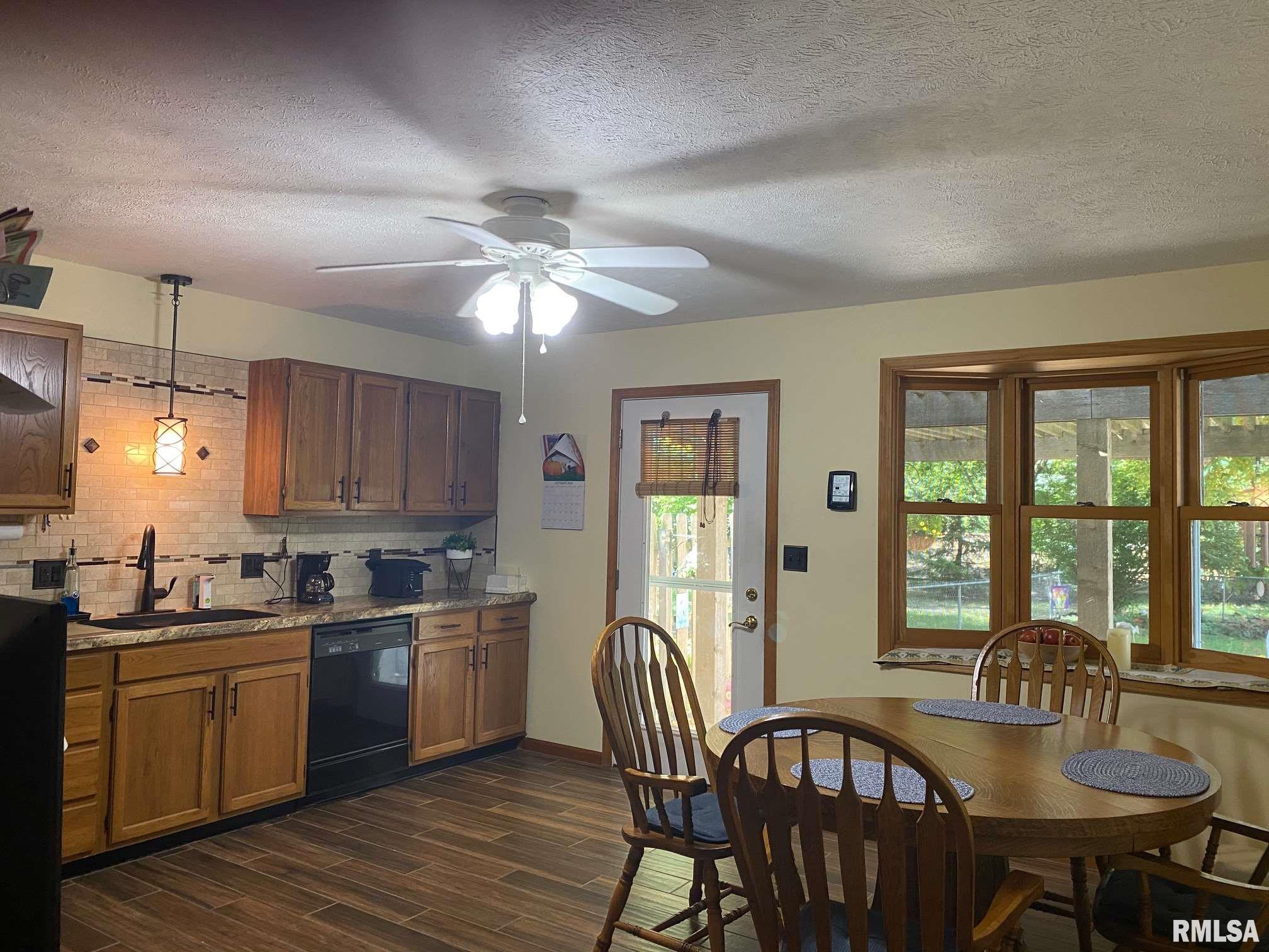 4301 Pickfair Road Springfield, IL 62703 - Photo 14 of 19