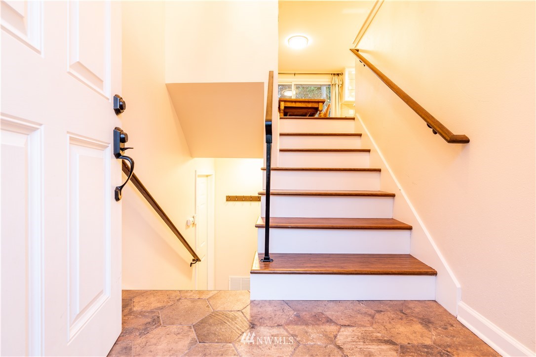 15215 Southeast 176th Place Renton, WA 98058 - Photo 17 of 19 Gallery Image 17