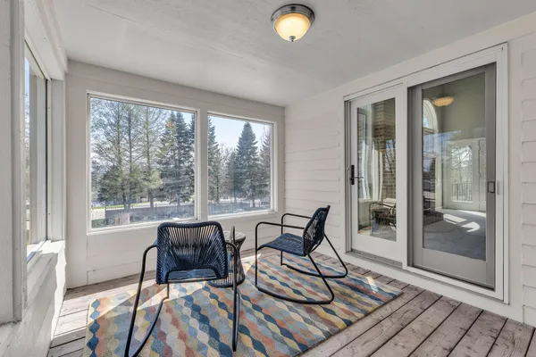 $575,000 | 2750 Bayview Drive, Pinckney, MI 48169