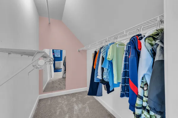 $575,000 | 2750 Bayview Drive, Pinckney, MI 48169