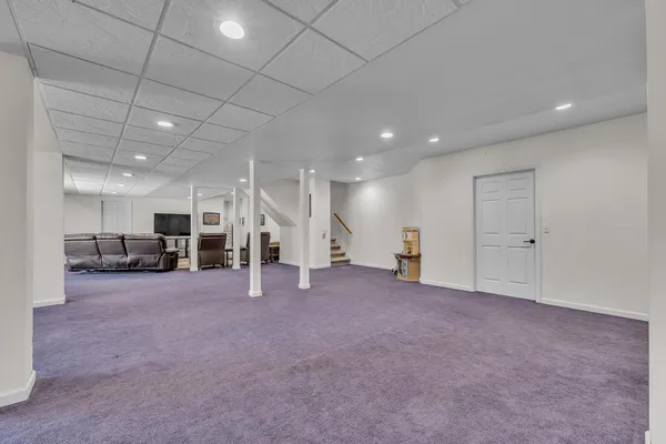 $575,000 | 2750 Bayview Drive, Pinckney, MI 48169