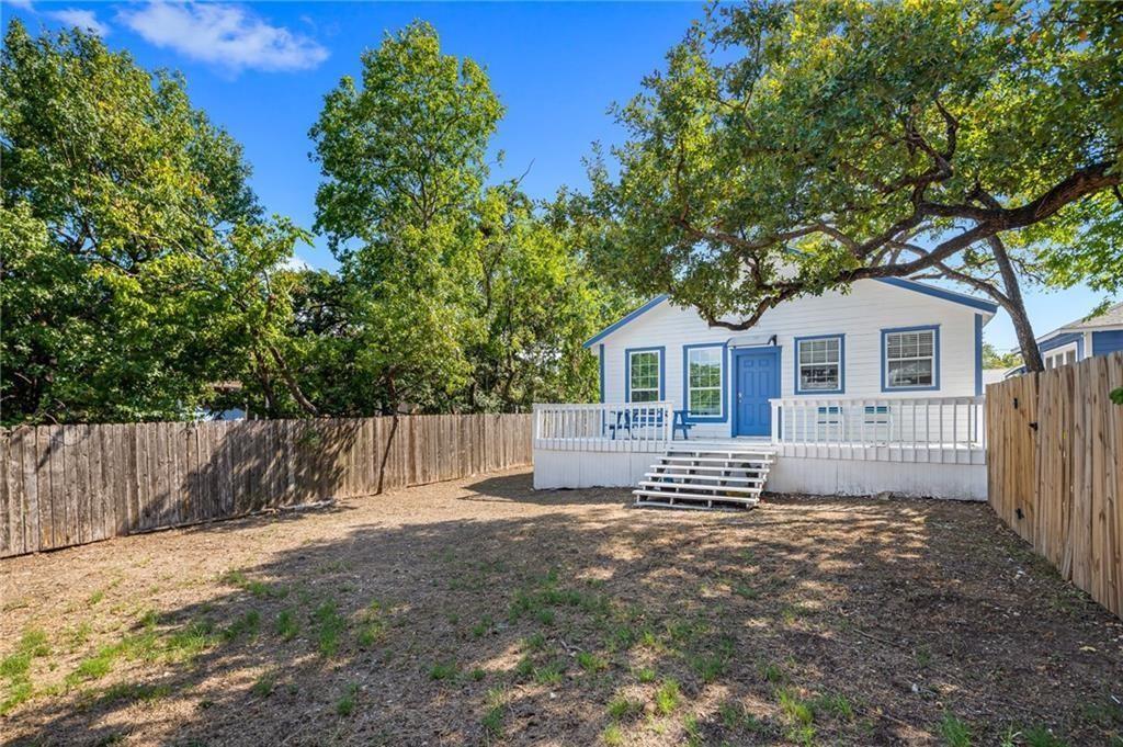 610 West 35th Street, Unit A Austin, TX 78705 - Photo 15 of 16 a view of a house with a yard